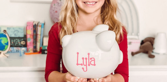 piggy banks help teach kids about money