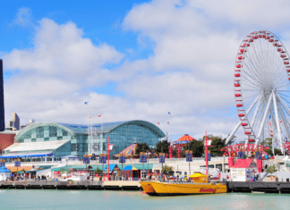 Chicago skyline Navy Pier